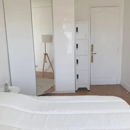Flexliving - - Voltaire