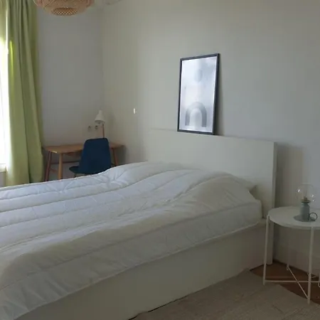 Holiday home Flexliving - - Voltaire Paris