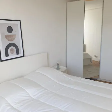 Flexliving - - Voltaire Paris